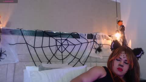 Kim cossey online show from 10-11-25, 03:17