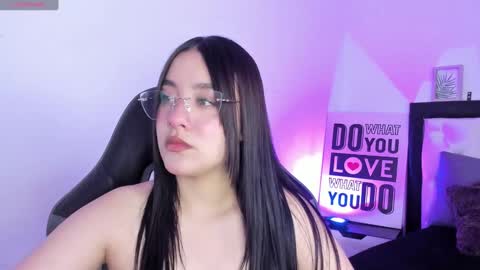 kimgarcez online show from 09-19-25, 08:42