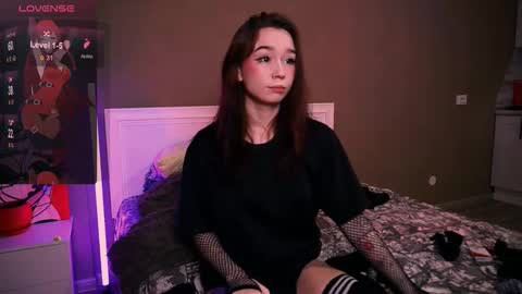 Kimiko online show from 10-10-25, 10:25