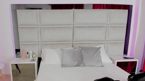 kim luna online show from 09-22-25, 11:23