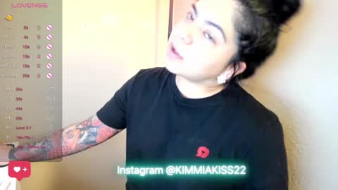 Kimmi online show from 12-13-24, 02:54