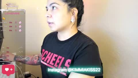 Kimmi online show from 12-16-24, 03:40