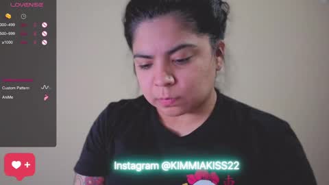Kimmi online show from 01-06-25, 02:04