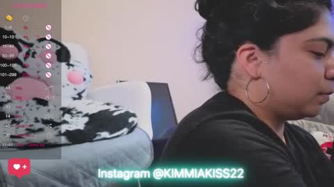 Kimmi online show from 02-17-25, 05:14