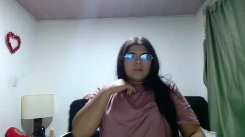 Kimmy online show from 10-21-25, 02:23