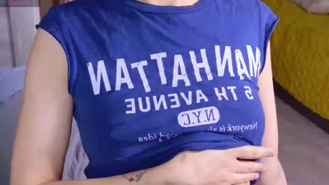 Snapshot of kimmycutes chatting on 11-08-25, 11:10 KimmyCutes online show from 11-08-25, 11:10