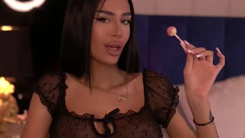 Kim online show from 10-29-25, 03:36