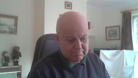 kindahairy4u online show from 11-04-25, 11:09