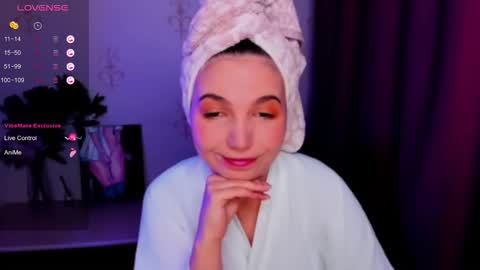 Hazel online show from 10-29-25, 10:28