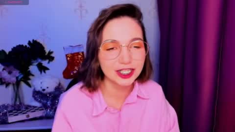 Hazel online show from 12-22-25, 09:12