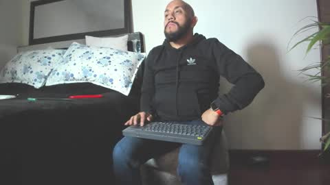 Snapshot of king_bear_25 chatting on 02-27-26, 03:06 king_bear_25 online show from 02-27-26, 03:06