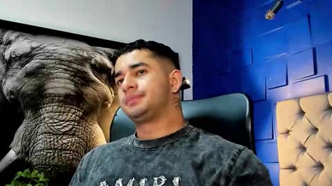 Angel Falconer online show from 11-25-25, 01:27