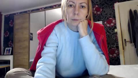 Snapshot of kingandprincess chatting on 11-01-25, 05:59 sexysexyhotwetpinkredpussy online show from 11-01-25, 05:59