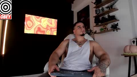 Snapshot of kingbear777 chatting on 11-03-25, 02:18 King Bear online show from 11-03-25, 02:18