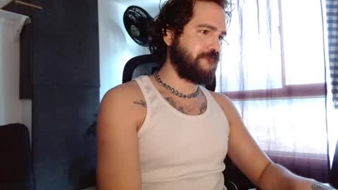 Snapshot of kingcat420 chatting on 02-20-25, 05:18 Jake online show from 02-20-25, 05:18