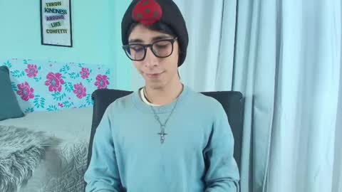 kingdanny_8 online show from 10-17-25, 02:26