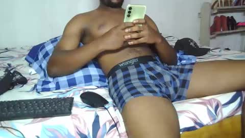 Snapshot of kingdatty2 chatting on 11-19-25, 10:15 sido online show from 11-19-25, 10:15