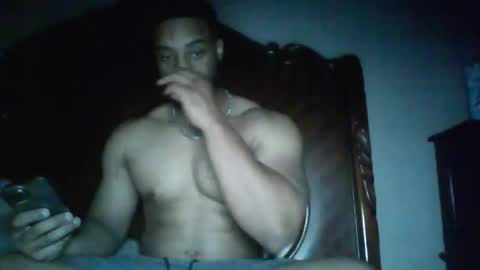 Snapshot of kingdreck28 chatting on 10-24-25, 05:04 kingdreck28 online show from 10-24-25, 05:04