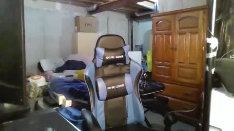 Master  King Tommy online show from 12-19-25, 09:05