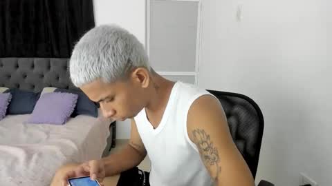 DOMINANT ALPHA KINGS online show from 11-19-25, 05:51