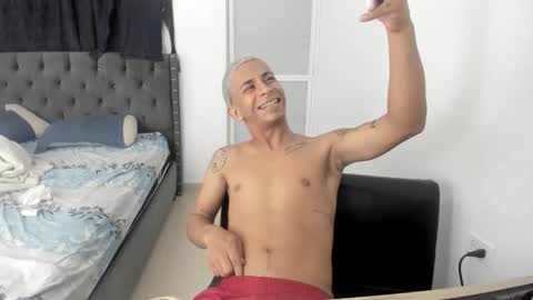 Snapshot of kings_latins chatting on 11-23-25, 07:30 DOMINANT ALPHA KINGS online show from 11-23-25, 07:30