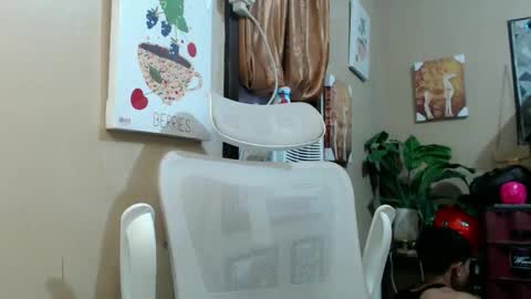 Snapshot of kingscock18 chatting on 11-22-25, 10:36 ALVIN online show from 11-22-25, 10:36