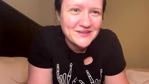 Snapshot of kinkbitch25 chatting on 02-01-26, 11:36 Kinkbitch online show from 02-01-26, 11:36