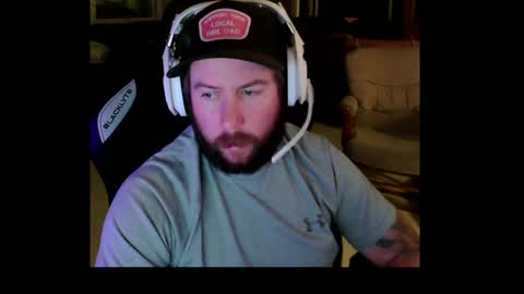 Snapshot of kinkfarmer chatting on 09-20-25, 12:28 kinkfarmer online show from 09-20-25, 12:28