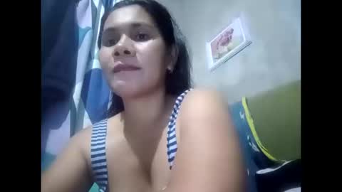 Snapshot of kinky27782 chatting on 12-17-25, 02:34 kinky27782 online show from 12-17-25, 02:34