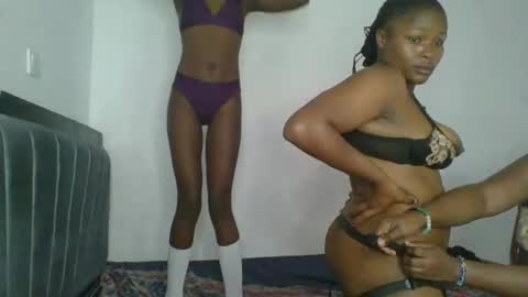 kinky_aria online show from 11-14-25, 09:24