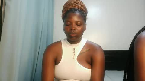 Lola online show from 01-12-26, 09:20