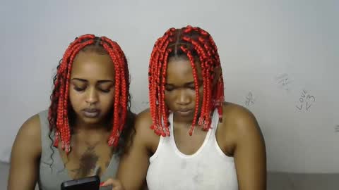 Snapshot of kinky_secrett chatting on 09-15-25, 08:25 Cupshee and cushey online show from 09-15-25, 08:25