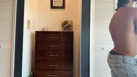 kinkybuffboy online show from 10-23-25, 09:02