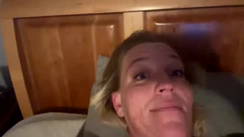 Snapshot of kinkycouple6688 chatting on 11-21-25, 03:27 kinkycouple6688 online show from 11-21-25, 03:27