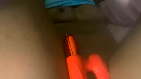 Bunniii online show from 01-15-25, 11:40