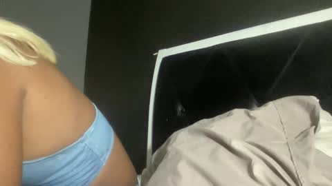 Bunniii online show from 02-09-25, 07:05