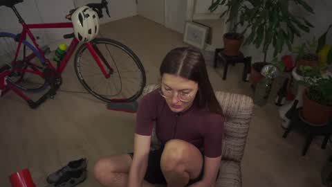 Snapshot of kinkyorange_ chatting on 12-12-24, 10:13 Mary the Soulmate online show from 12-12-24, 10:13