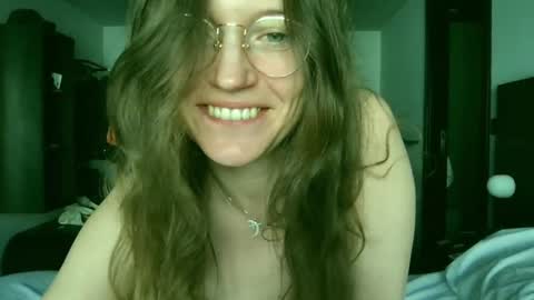 Snapshot of kinkyorange_ chatting on 01-25-25, 10:19 Mary the Soulmate online show from 01-25-25, 10:19