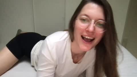 Snapshot of kinkyorange_ chatting on 02-01-25, 05:05 Mary the Soulmate online show from 02-01-25, 05:05