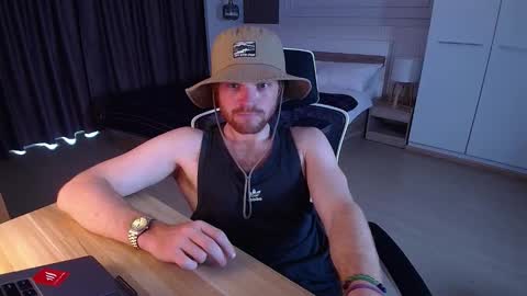 Snapshot of kinkypumpkin chatting on 03-20-26, 05:34 Kenny online show from 03-20-26, 05:34