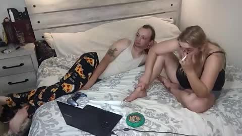 kinkyqueenandpet95 online show from 09-29-25, 03:33