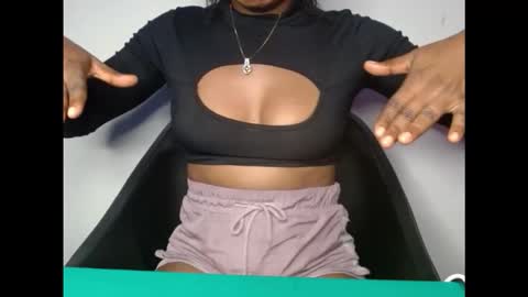 Snapshot of kinkyxxnasty chatting on 10-11-25, 09:52 kinkyxxnasty online show from 10-11-25, 09:52