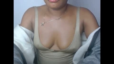 Snapshot of kinkyxxnasty chatting on 10-26-25, 12:11 kinkyxxnasty online show from 10-26-25, 12:11