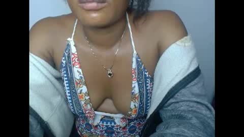 Snapshot of kinkyxxnasty chatting on 10-28-25, 07:38 kinkyxxnasty online show from 10-28-25, 07:38