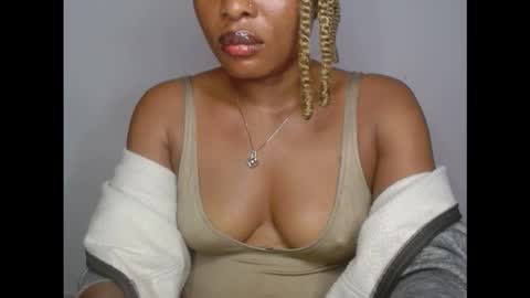 Snapshot of kinkyxxnasty chatting on 11-07-25, 12:43 kinkyxxnasty online show from 11-07-25, 12:43