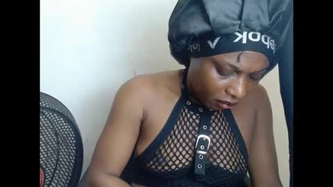 Snapshot of kinkyxxnasty chatting on 11-20-25, 08:14 kinkyxxnasty online show from 11-20-25, 08:14