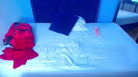 kinkyy_redhead online show from 01-09-25, 08:33