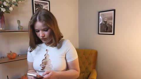 Fiona online show from 12-17-25, 09:59