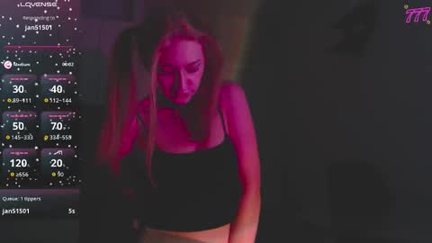 Sophie online show from 02-07-26, 09:51