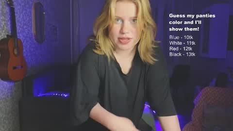 Snapshot of kira_citro chatting on 09-13-25, 10:09 Kira NEXT STREAM December 4 5pm CET 11am EST online show from 09-13-25, 10:09